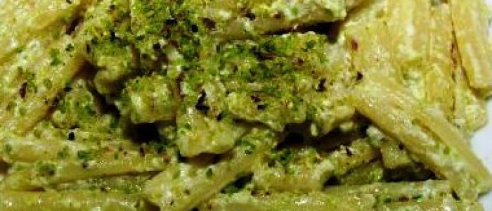 Pasta with fresh Ricotta cheese and Pistachios