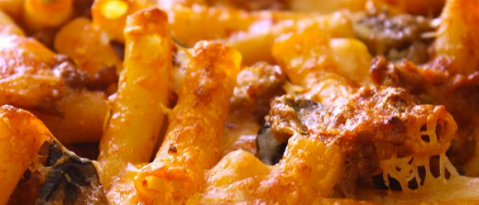 Pasta ncaciata alla Messinese
