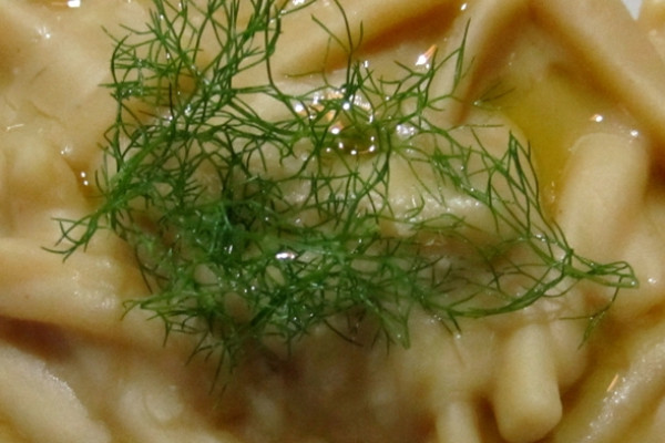 Pasta con Macco e Finocchietto selvatico